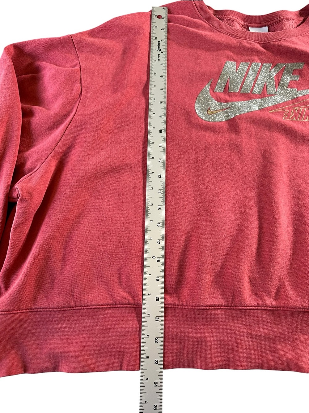 Nike Plus Women's Coral-Red Cropped Crewneck Sweatshirt with Glitter Logo 3X - Picture 6 of 11